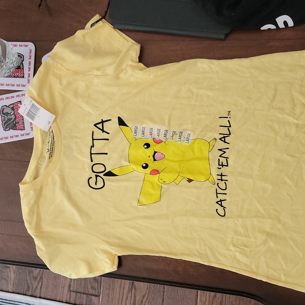 Pokémon tshirt
